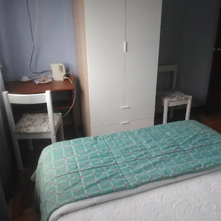 索尔波旅馆 *